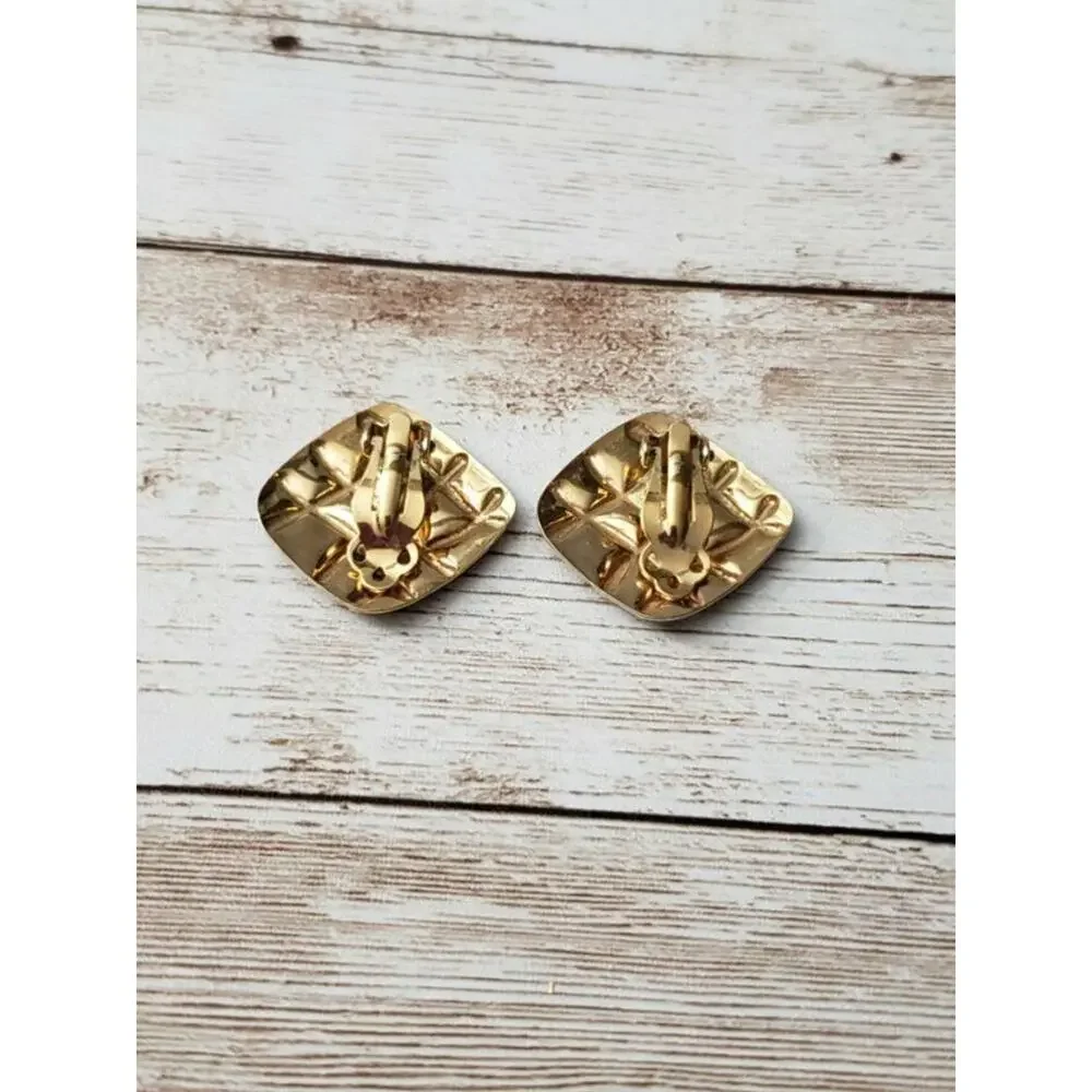 Vintage Clip On Earrings Large Black with Gold Tone Lattice Pattern Statement